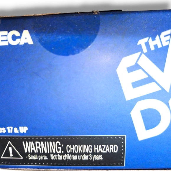 Brand New Neca The Evil Dead 40th Anniversary Ultimate Ash Figure NEW/SEALED - Picture 8 of 9